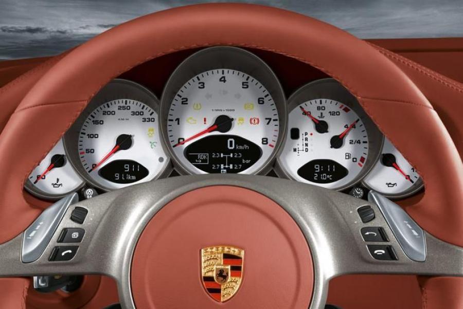 Porsche 911 2008 года  (фото 9 из 40)
